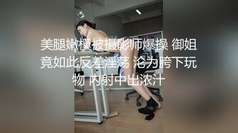 在家人都独立不在的老家里，和母亲过着近亲相奸的日子