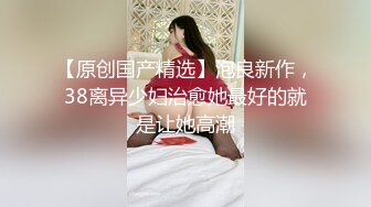 【新片速遞】漂亮美眉说她有两个洞洞 这难道就是传说中的双阴道 能同时操二根鸡吧还互不干扰