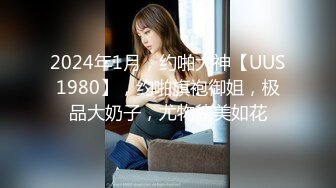 漂亮黑丝大奶美眉 等会儿主人射你脸上 身材丰满鲍鱼粉嫩 穿着女仆装性格温柔 被小哥狂力输出不停说着不要