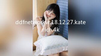 【新片速遞】 啊~啊~啊~18岁萝莉女友❤️每次约会啪啪前都要吃我鸡儿调情陶醉一番❤️表情销魂迷人~拍她还有点不好意思，羞羞哒！