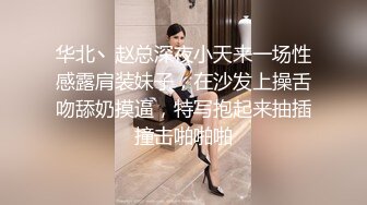 校园全景双镜头厕拍食堂女厕一群学生妹吃完饭来尿尿 (4)