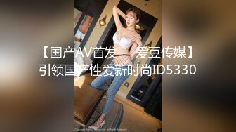 国内大胆坑神溜进地铁站内女洗手间专挑年轻妹子上厕所为了拍到脸一路尾随上车跟拍