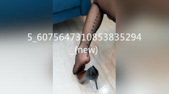 【自整理】OnlyFans——Greybeauty 在闺蜜家的厨房和她老公做爱  最新付费视频【535V】  (32)